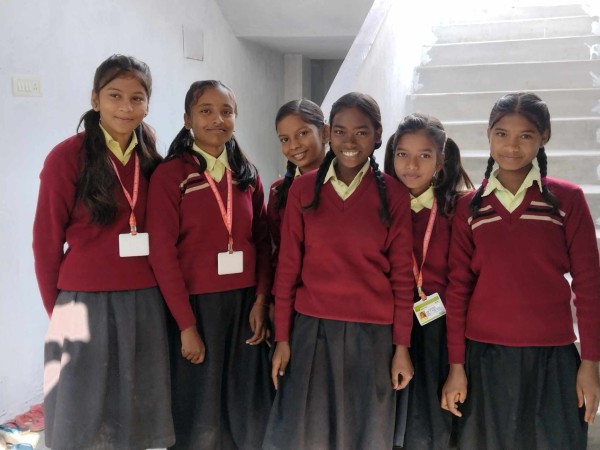 支援先 インド・ブッダガヤの学校訪問（写真1）